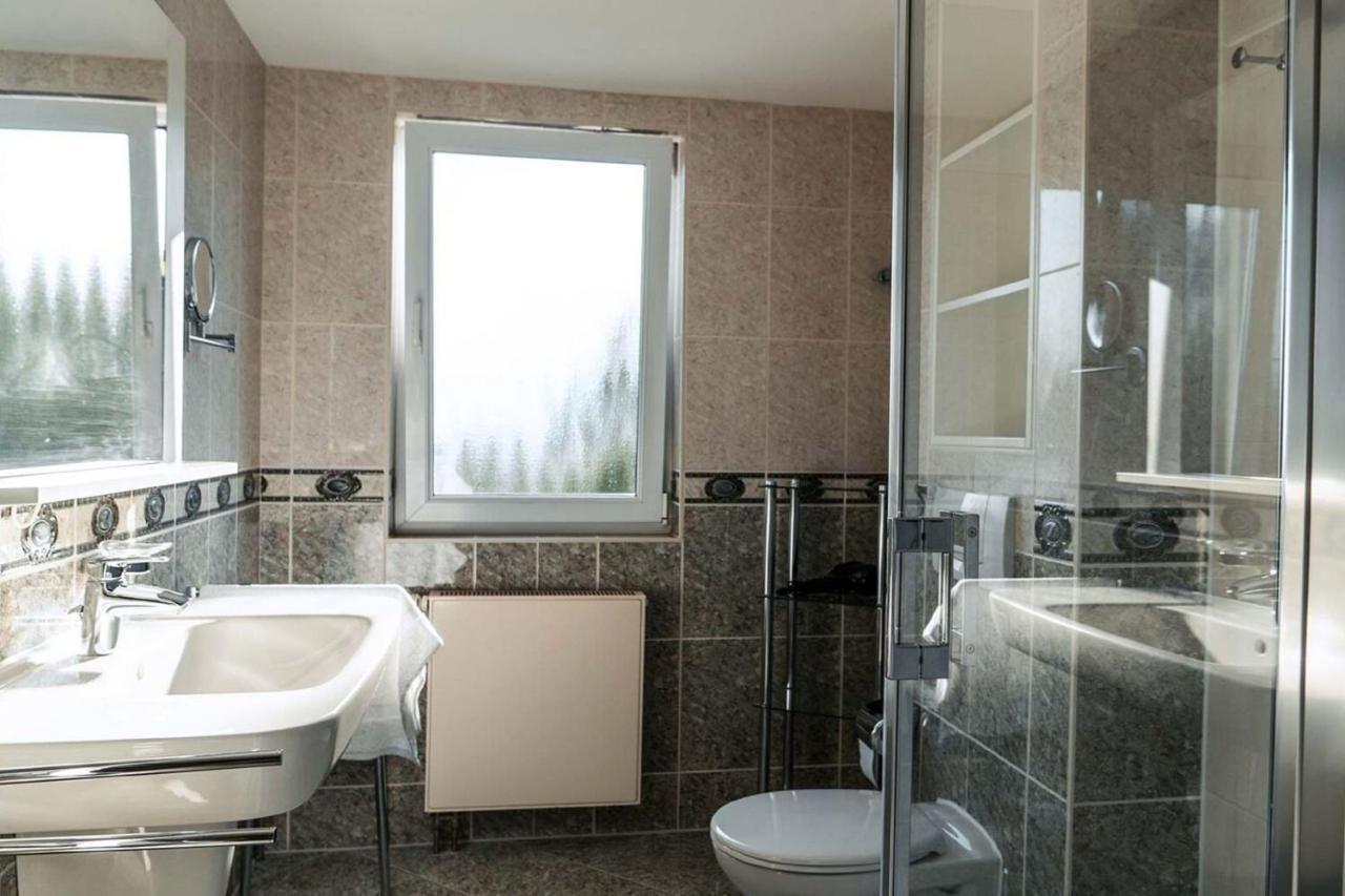 Mit Meerblick Und Balkon, Gratis Nutzung Vom Ahoi Erlebnisbad Und Sauna In Sellin - Meeresblick Fewo 29 Goehren  Eksteriør billede